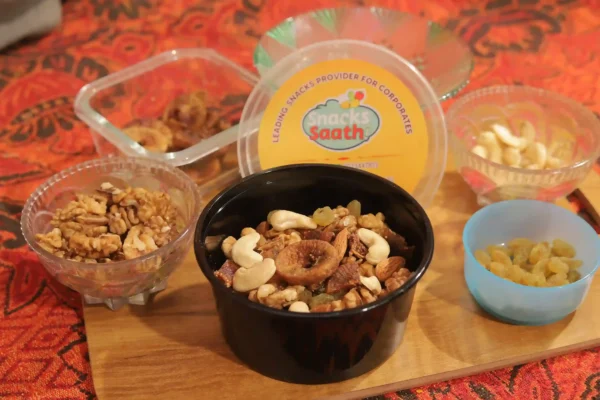 Mix Dry Fruits Box - Snacks Saathi